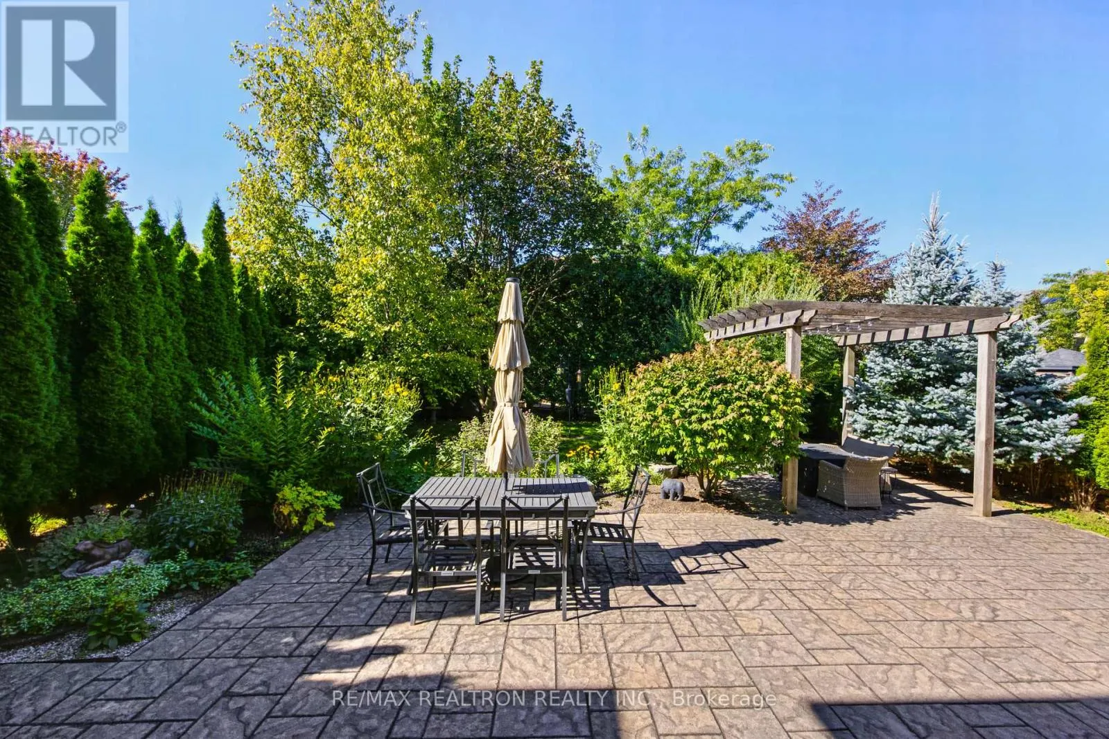 1158 QUAKER TRAIL