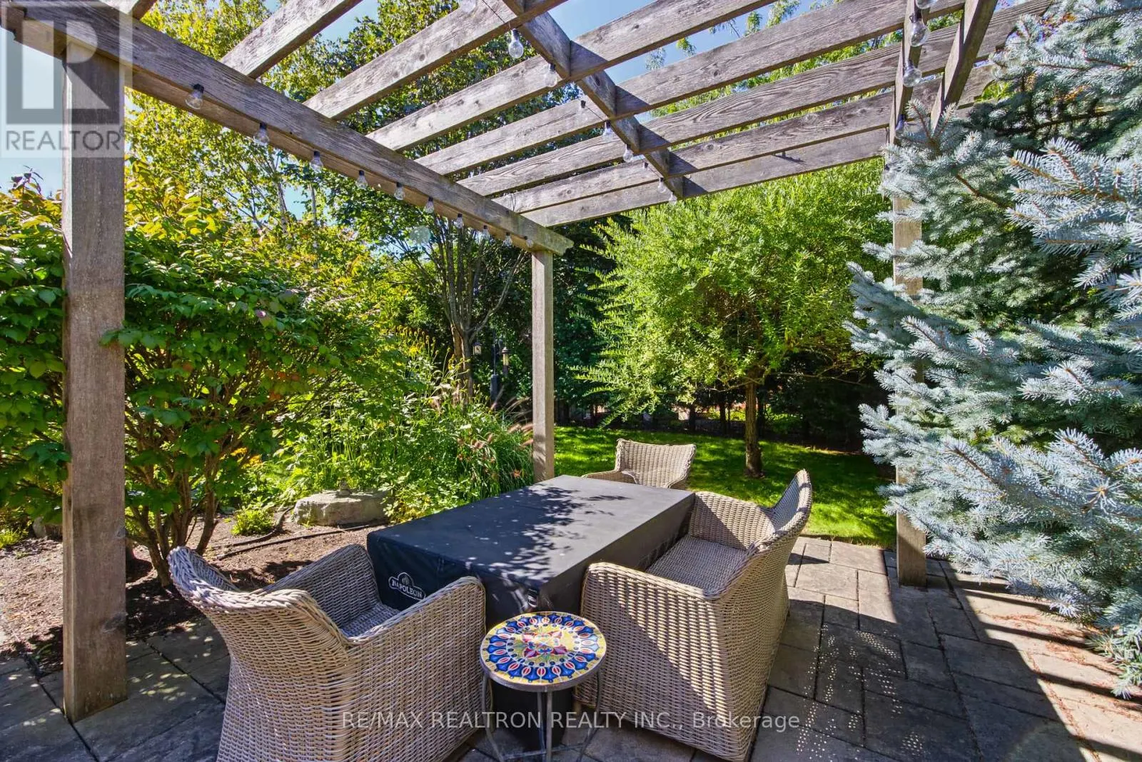 1158 QUAKER TRAIL