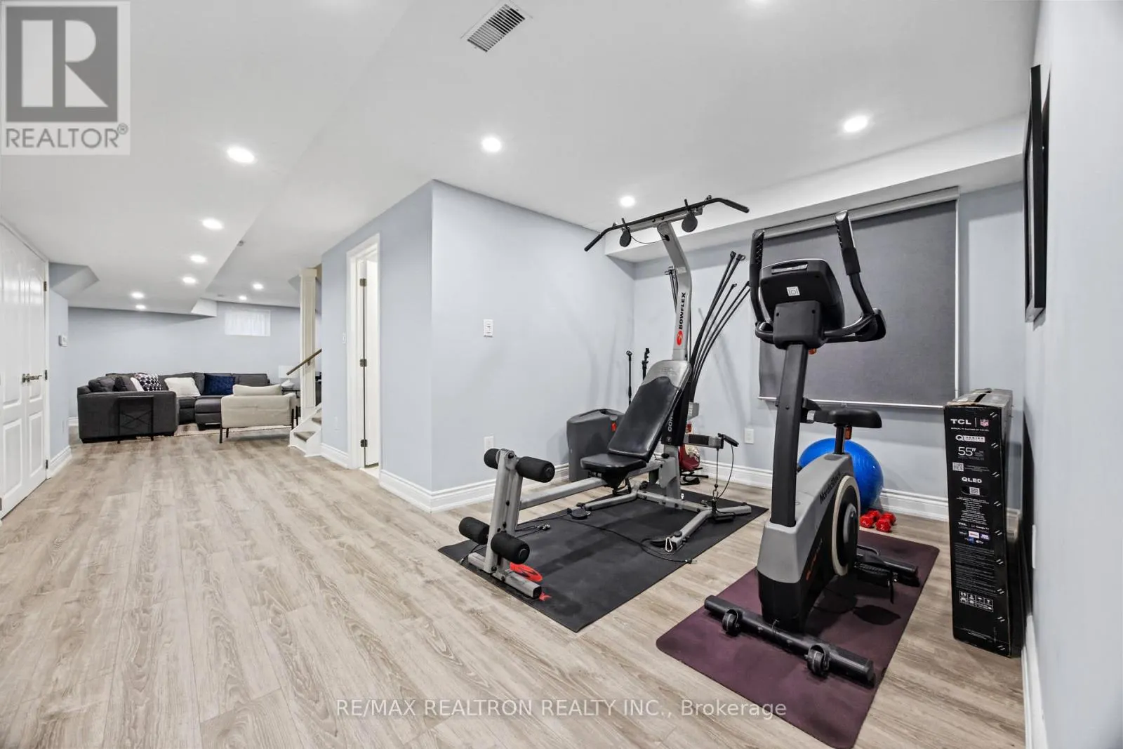 1158 QUAKER TRAIL