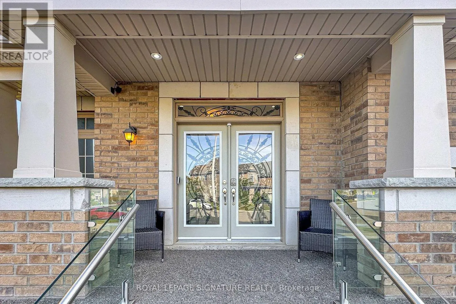 39 DOWLING ROAD