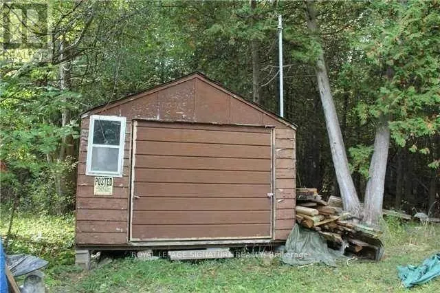 12 CHRISTIDIS DRIVE