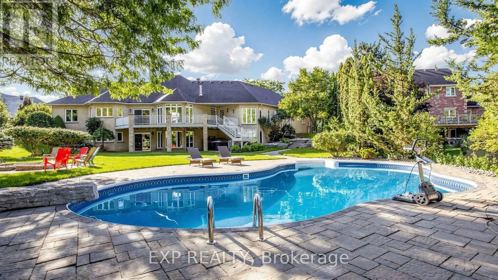 36 MAPLEHYRN AVENUE