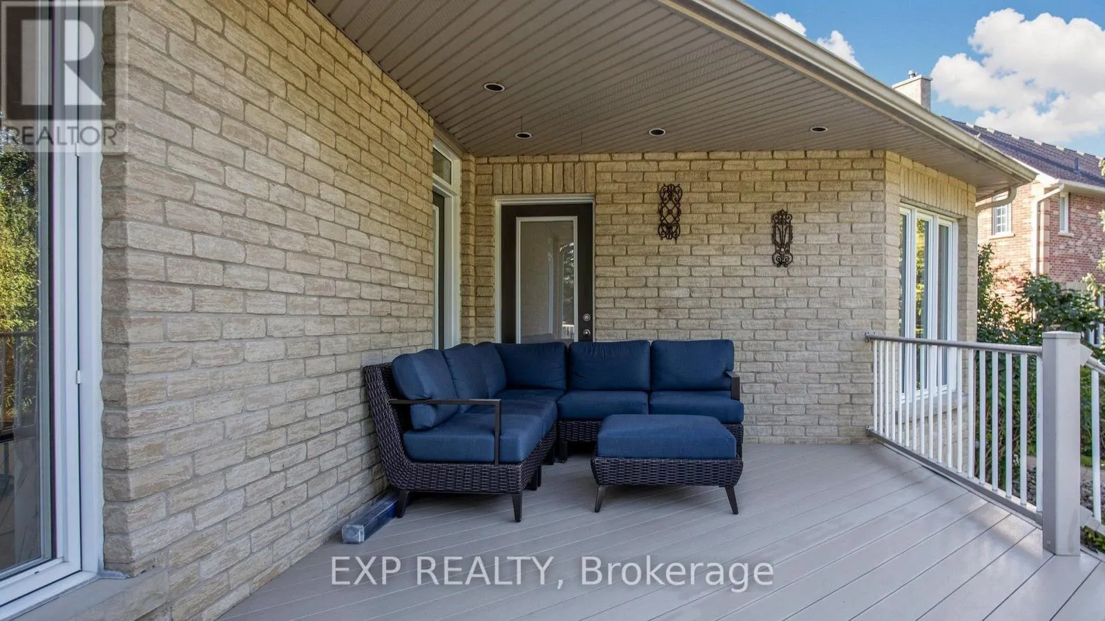 36 MAPLEHYRN AVENUE