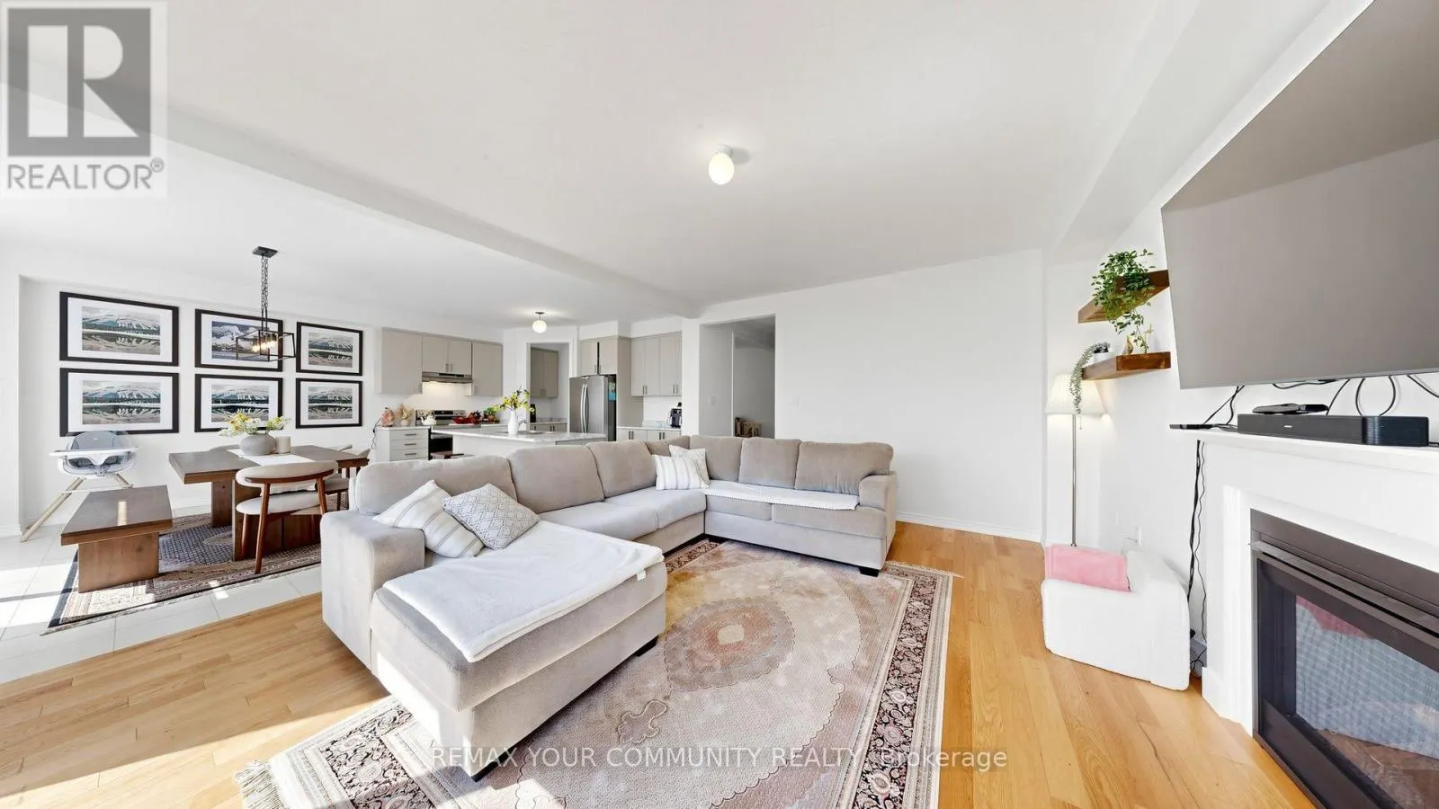 32 BAYCROFT BOULEVARD