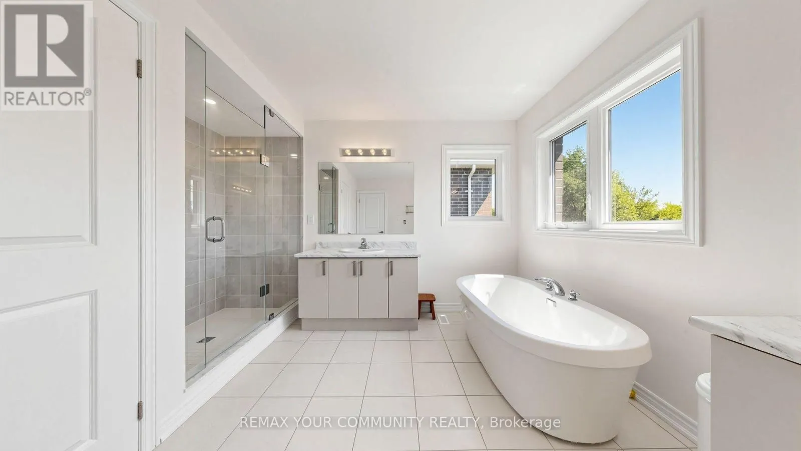 32 BAYCROFT BOULEVARD