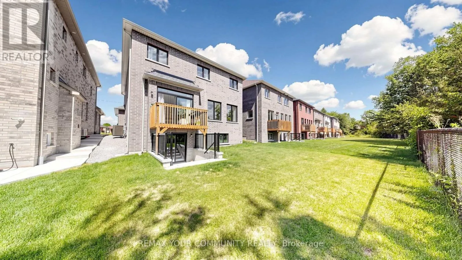 32 BAYCROFT BOULEVARD