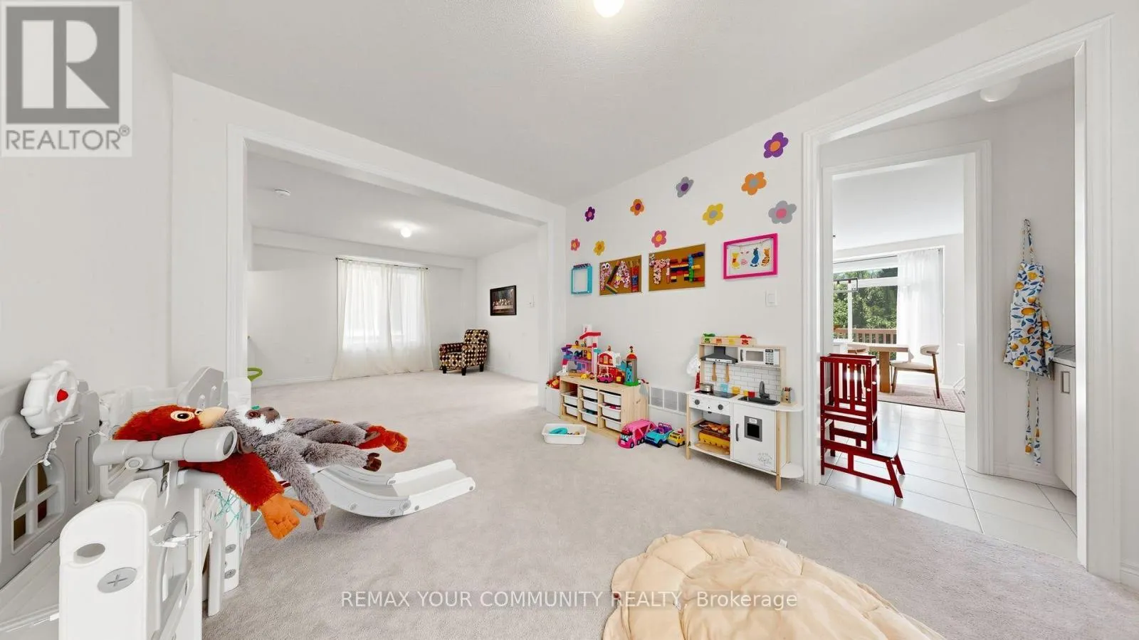 32 BAYCROFT BOULEVARD