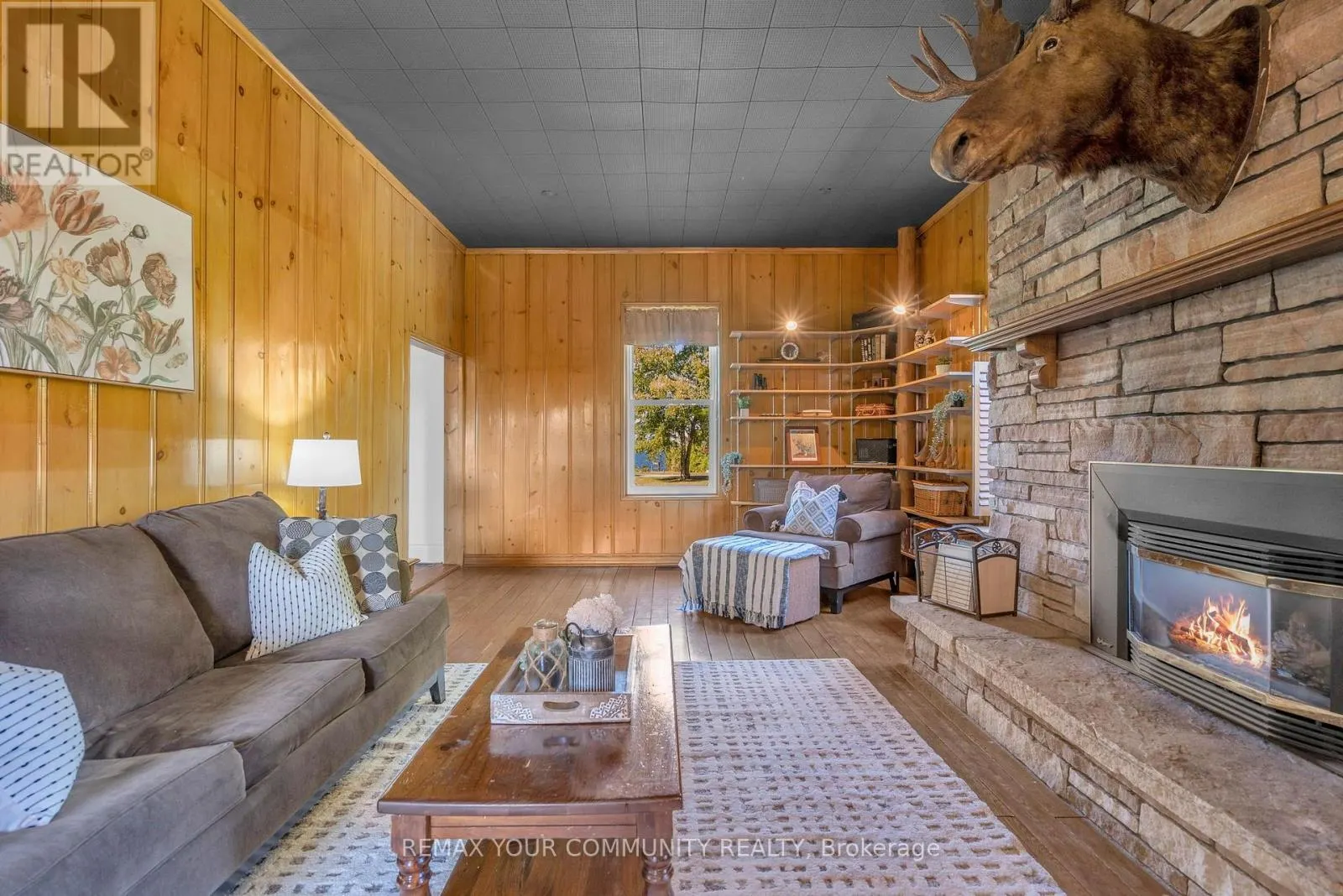 351 HEDGE ROAD