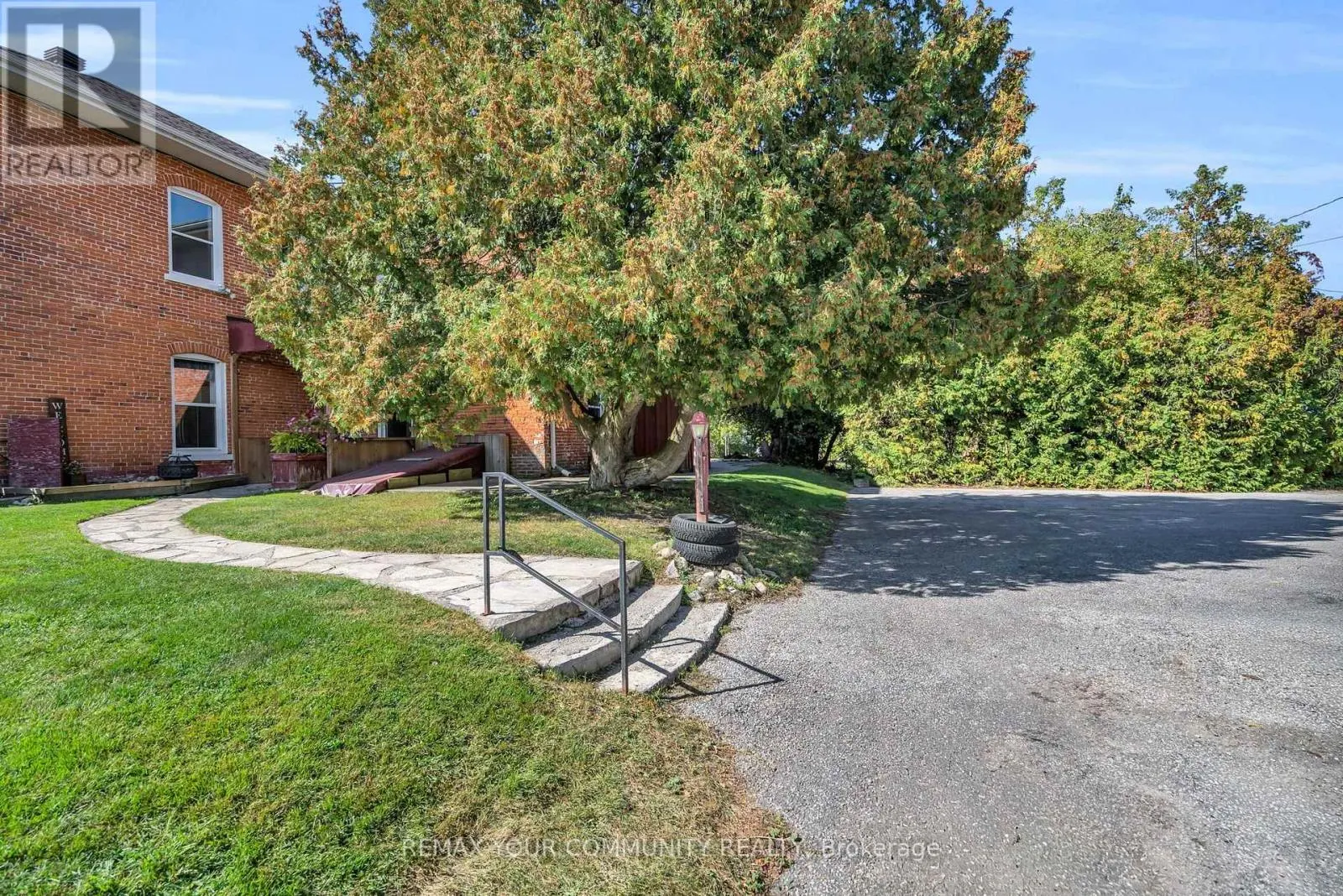 351 HEDGE ROAD