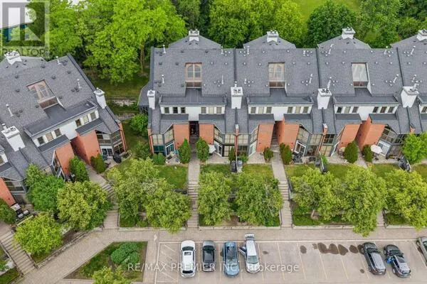 TH 8 - 100 ARBORS LANE