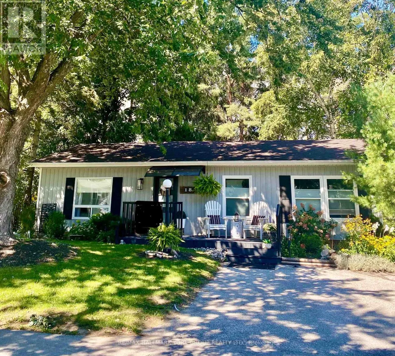 18 CHERRYWOOD LANE