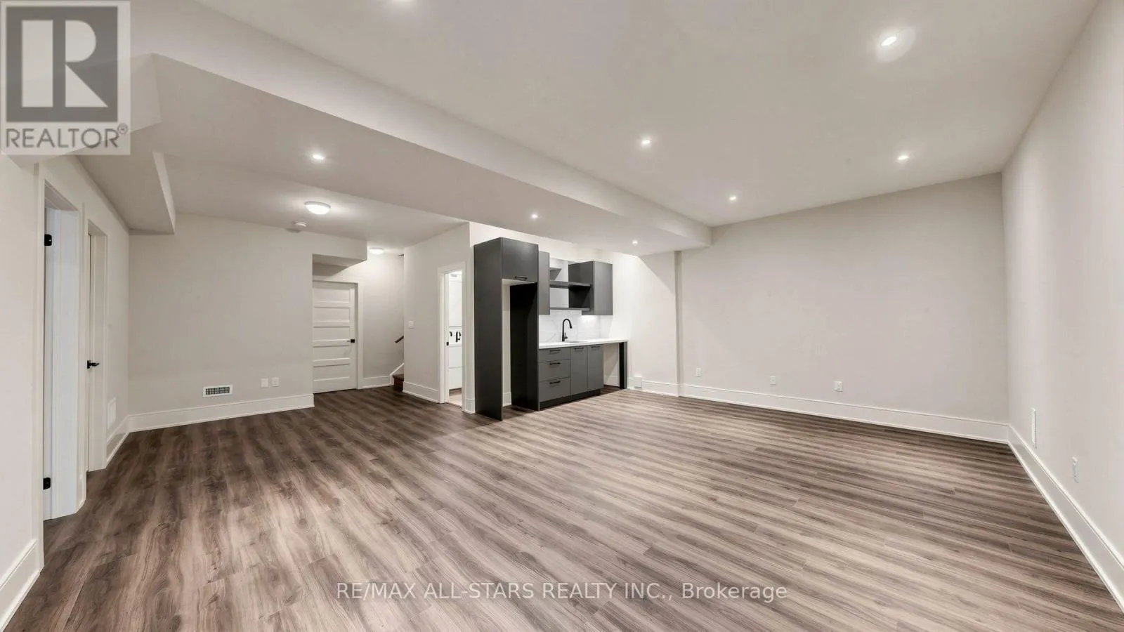 1 LOIS TORRANCE TRAIL