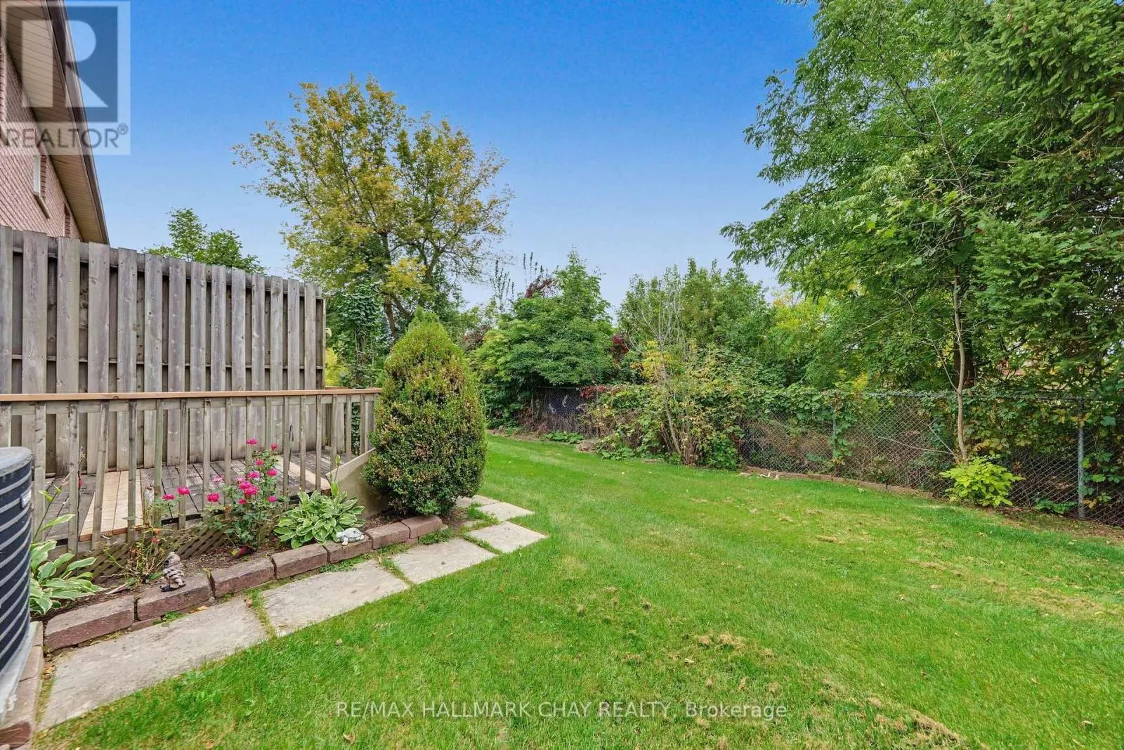 55 RIVERLEY LANE