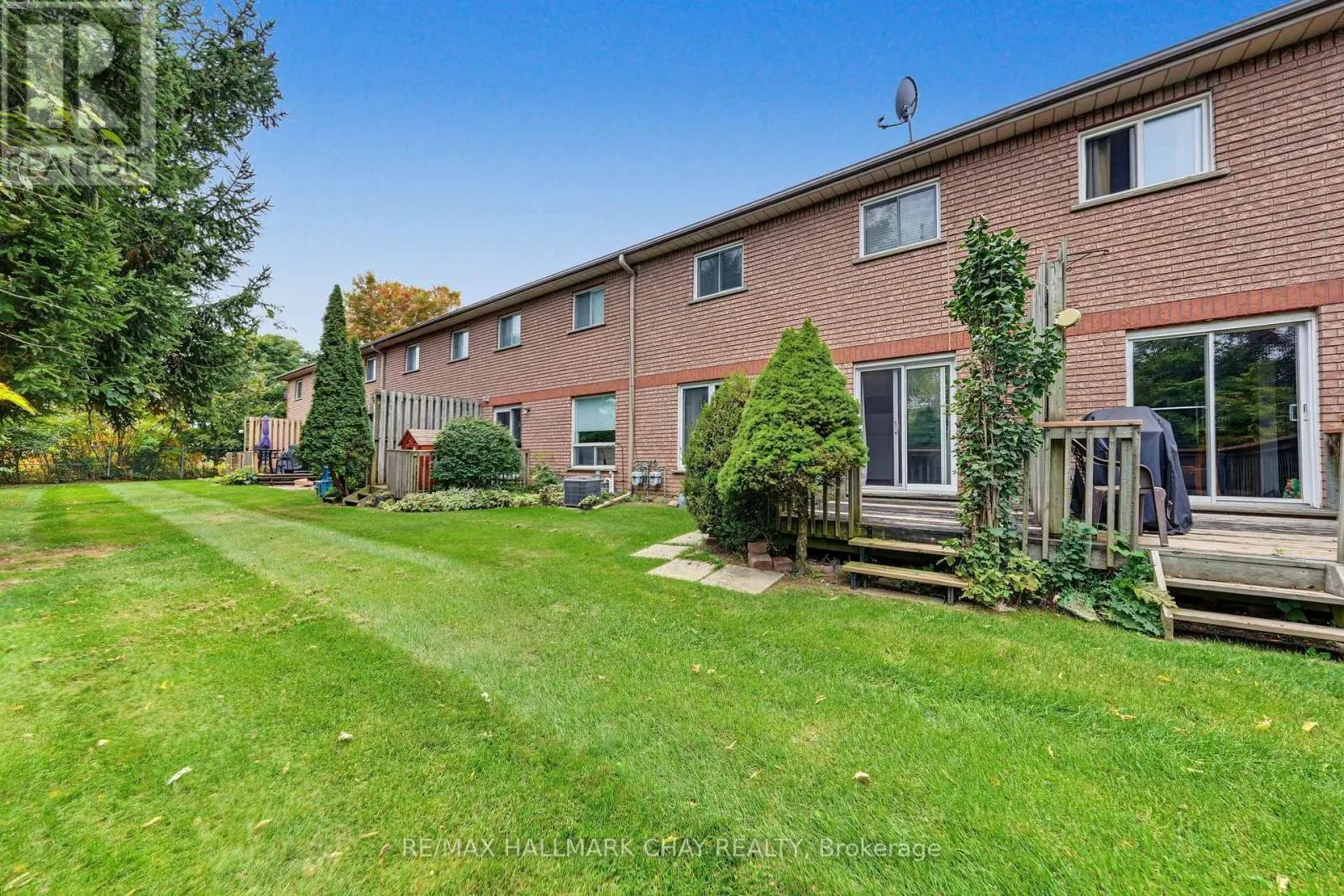 55 RIVERLEY LANE