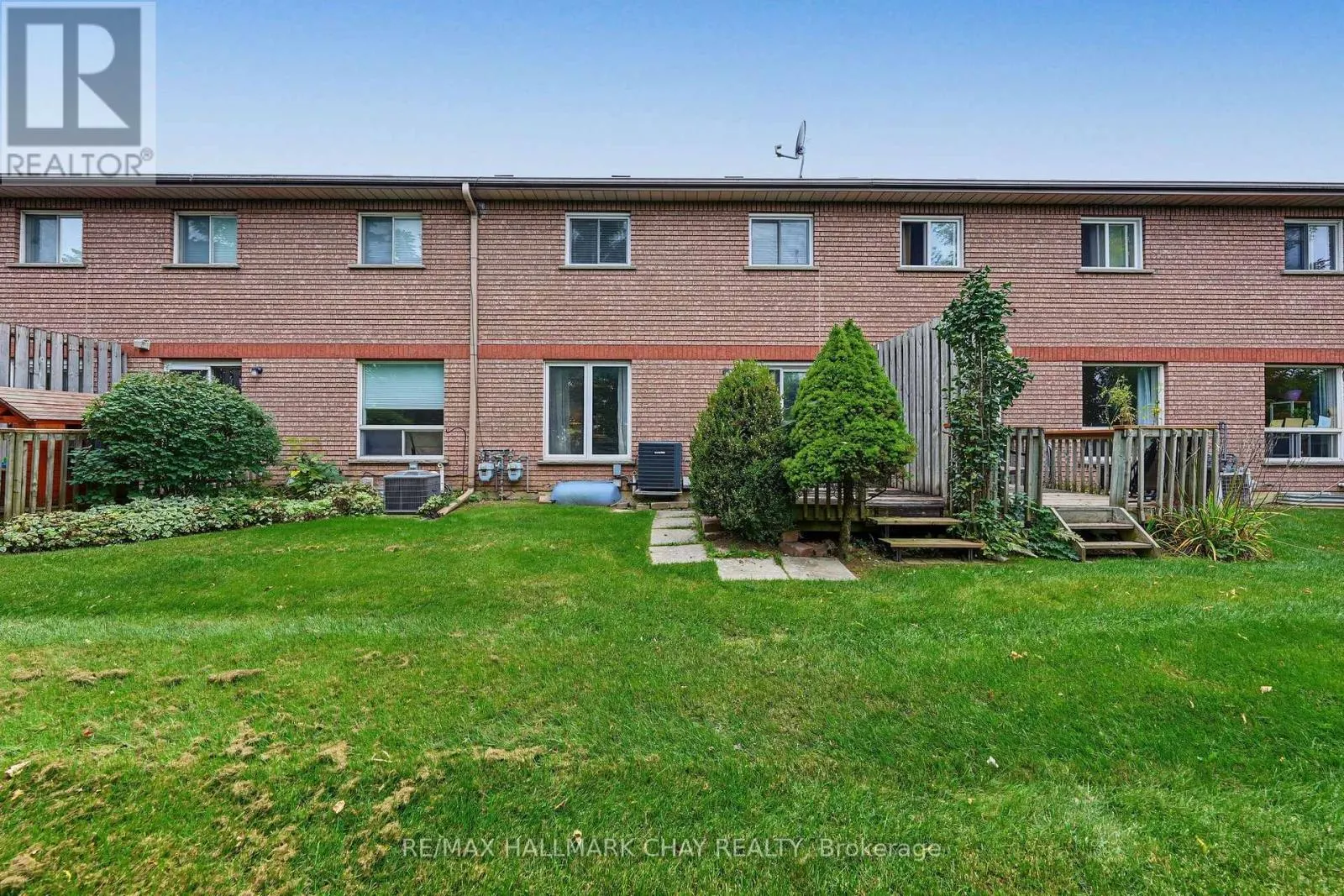 55 RIVERLEY LANE