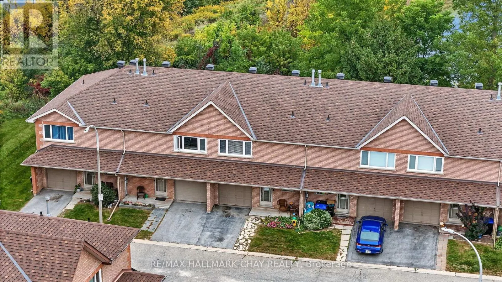 55 RIVERLEY LANE