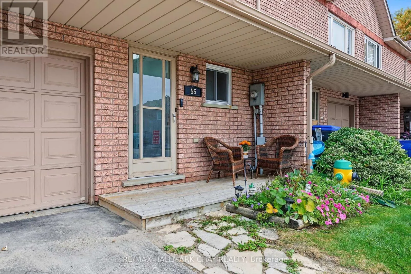 55 RIVERLEY LANE