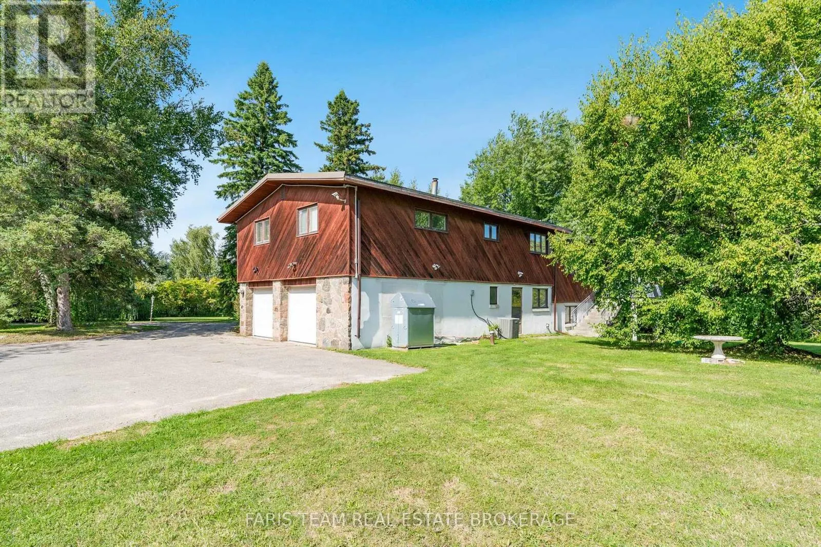 175 SOUTH SUMMIT FARM ROAD
