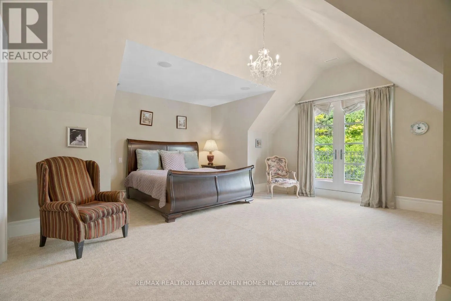 55 THORNBANK ROAD