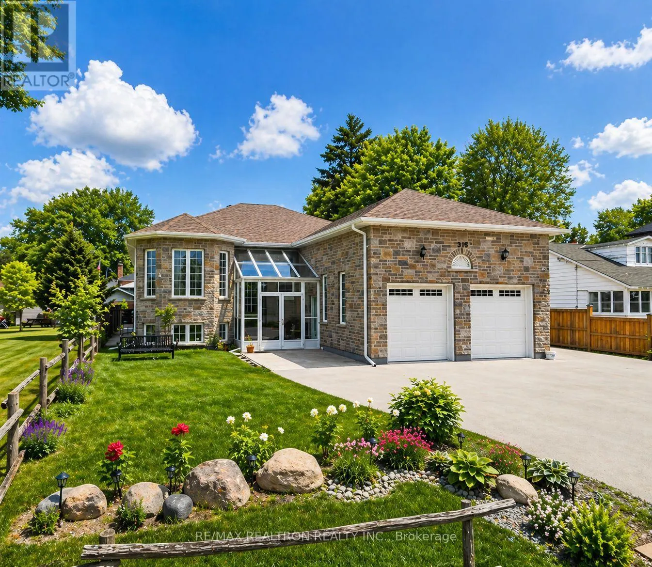 815 CHURCHILL LANE