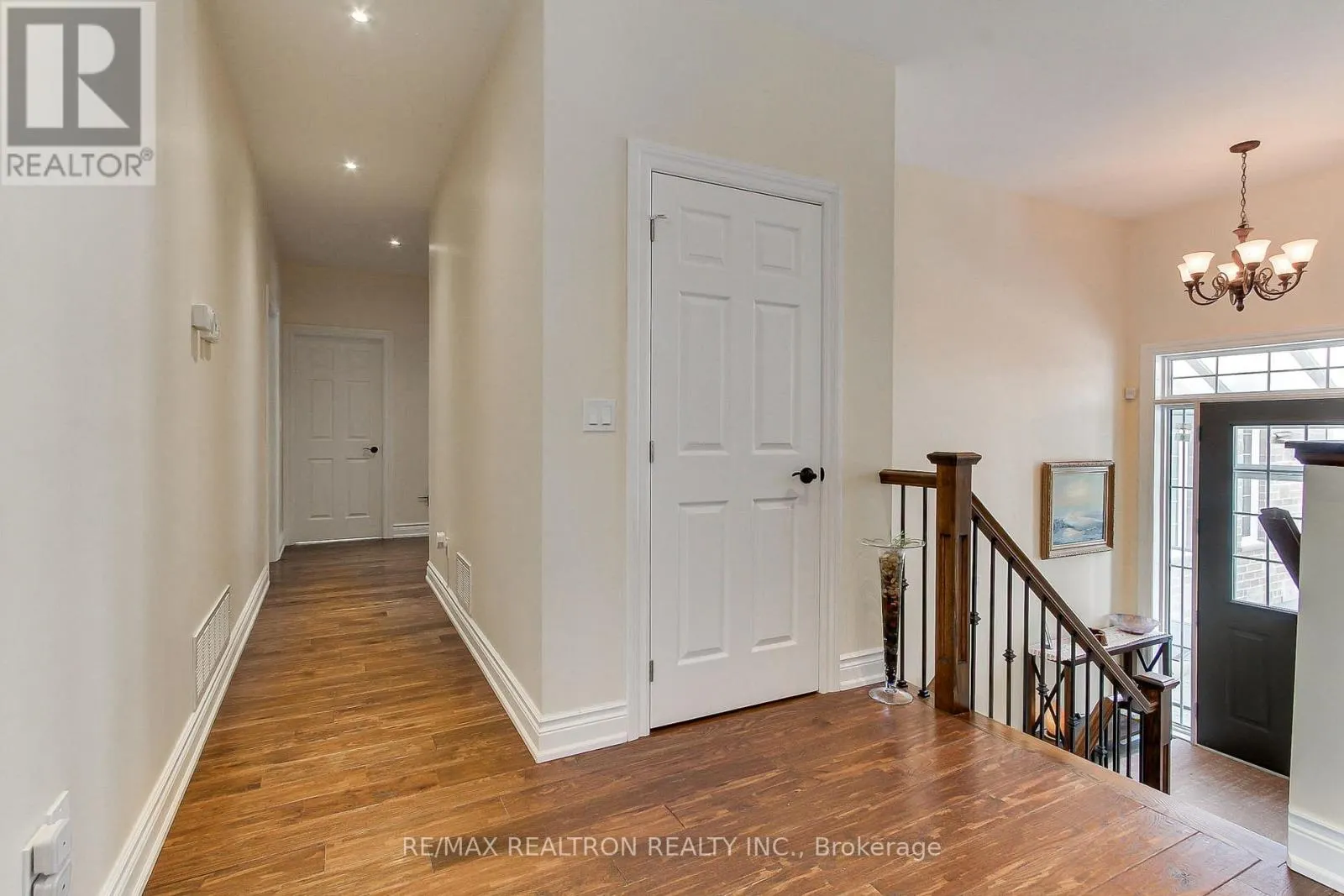 815 CHURCHILL LANE