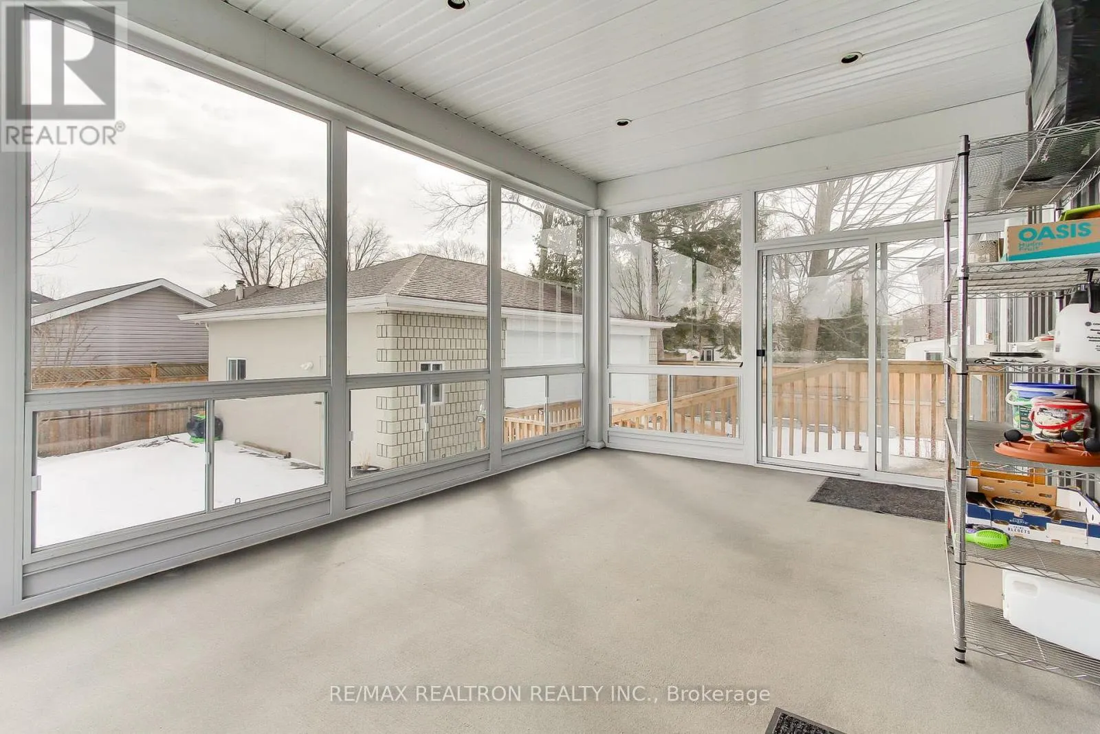 815 CHURCHILL LANE