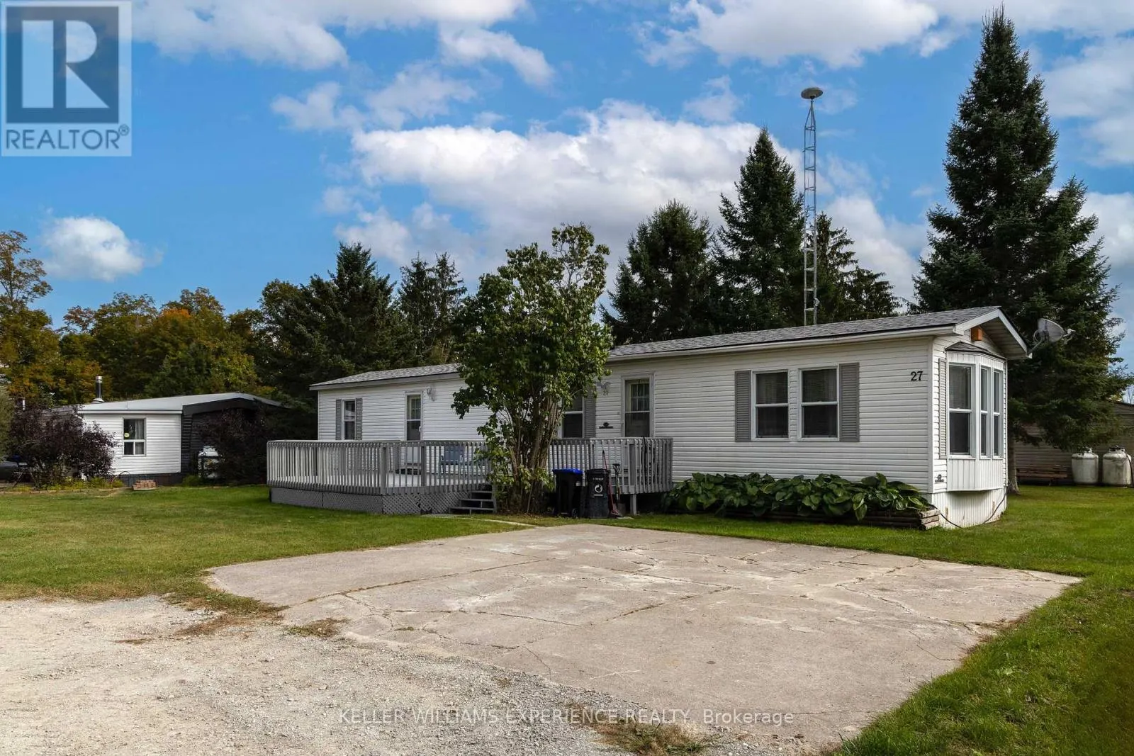 27 - 4976 25TH SIDEROAD