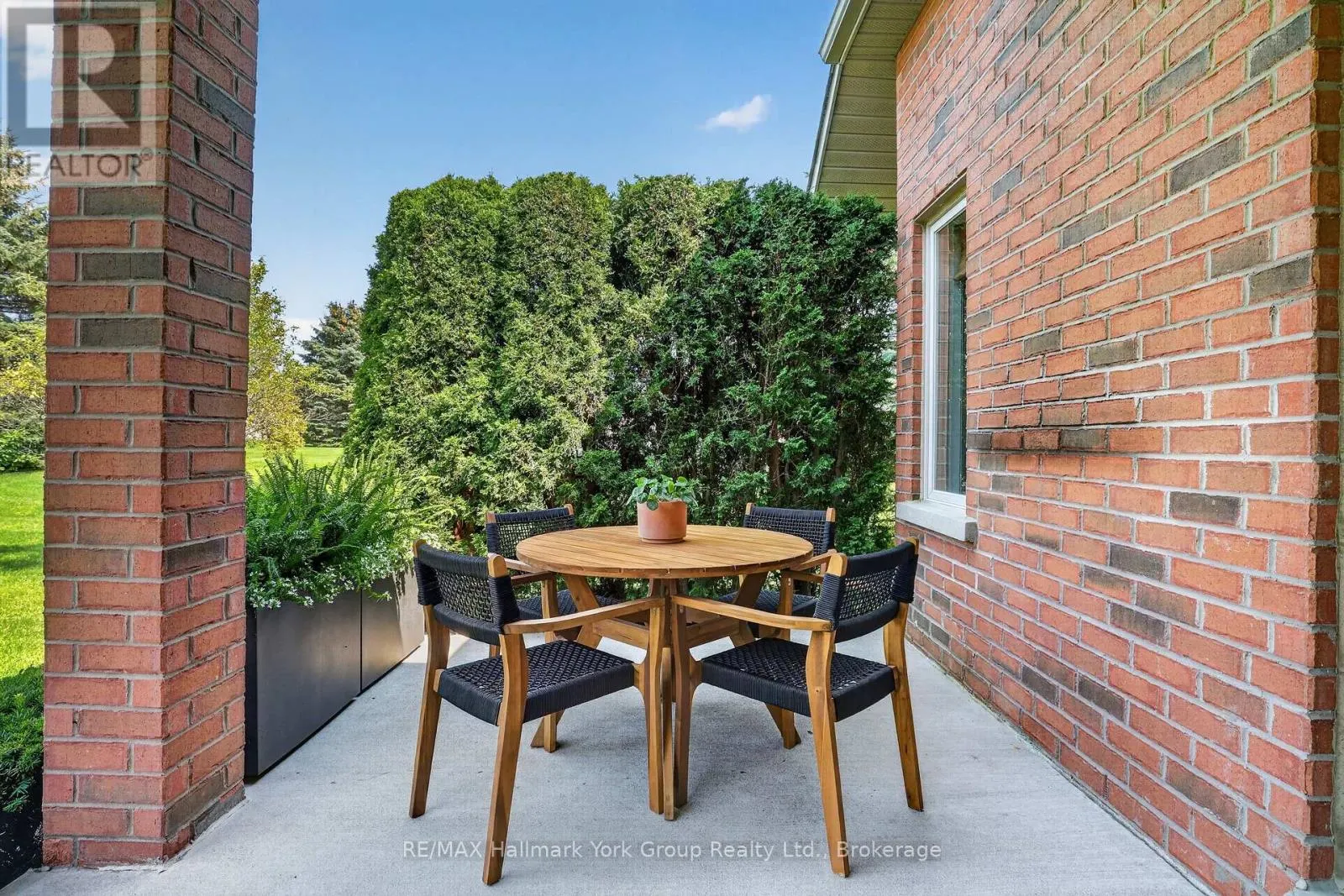 26 HAGEN HOLLOW