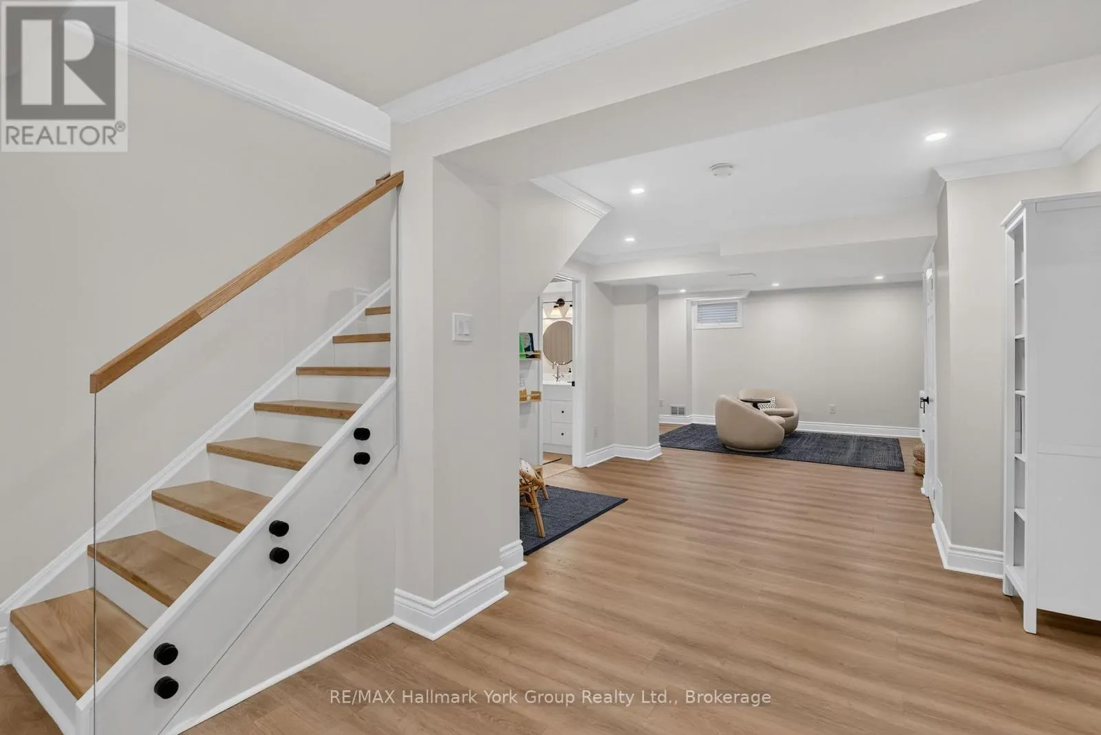 26 HAGEN HOLLOW