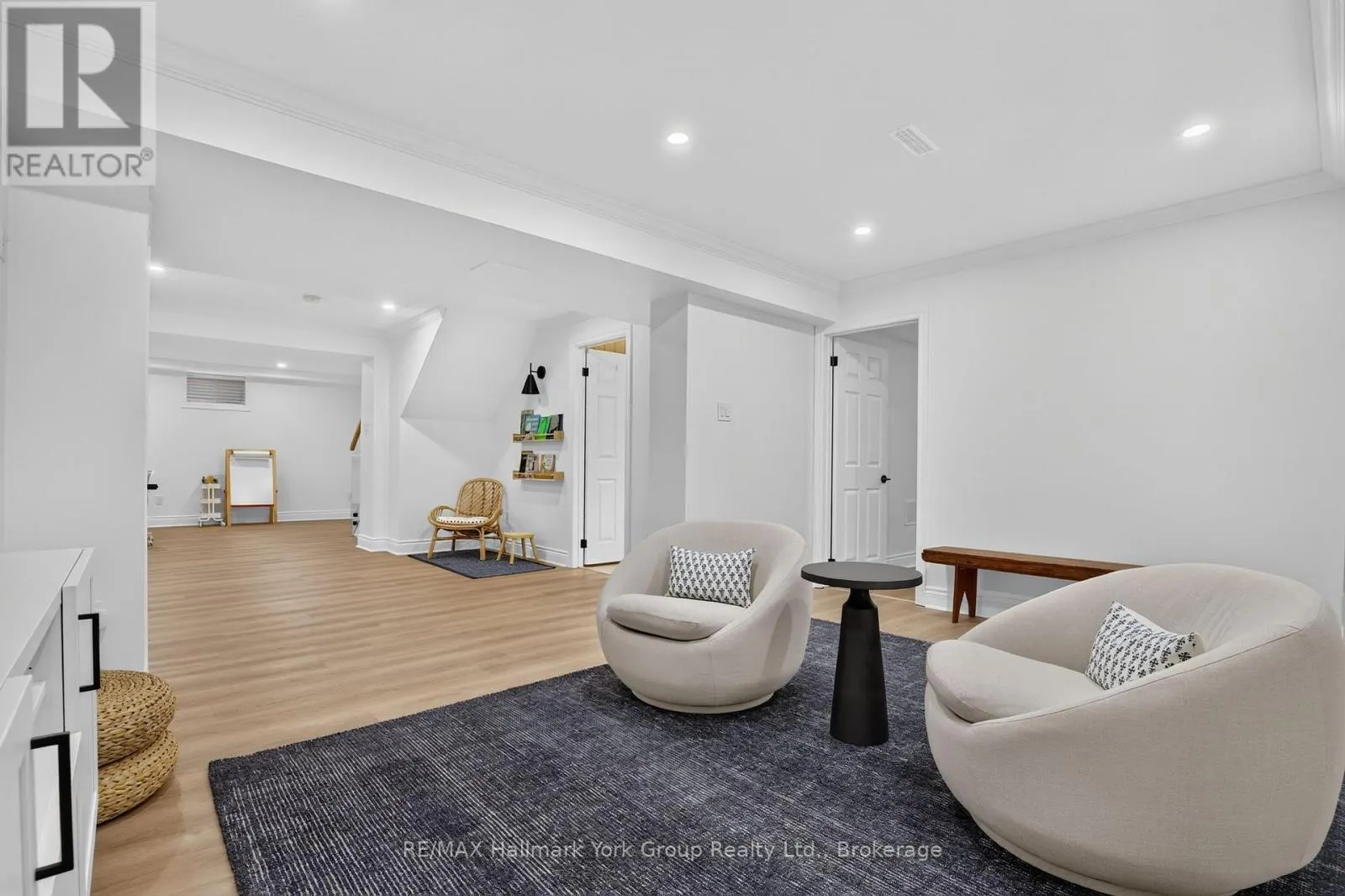 26 HAGEN HOLLOW