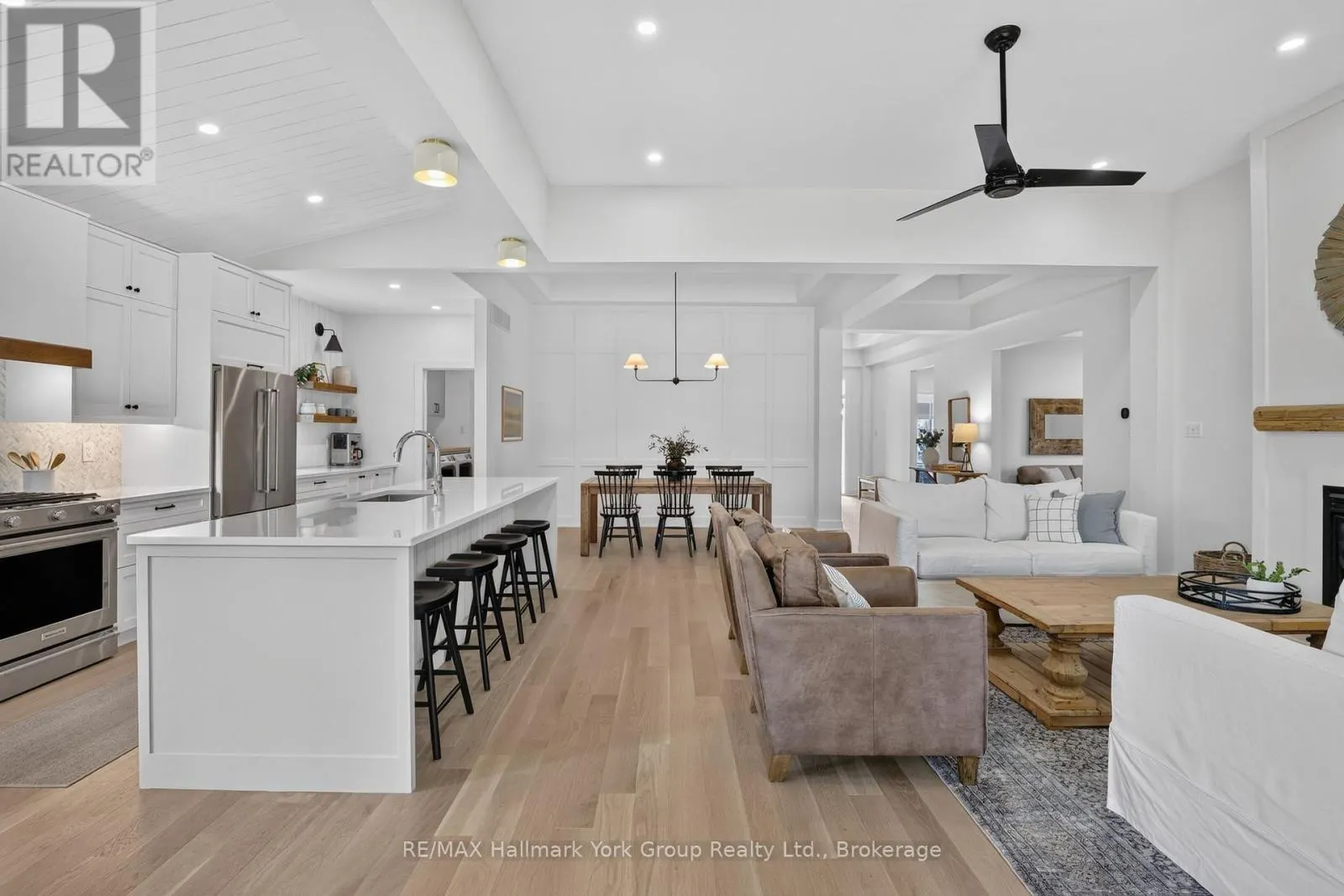 26 HAGEN HOLLOW