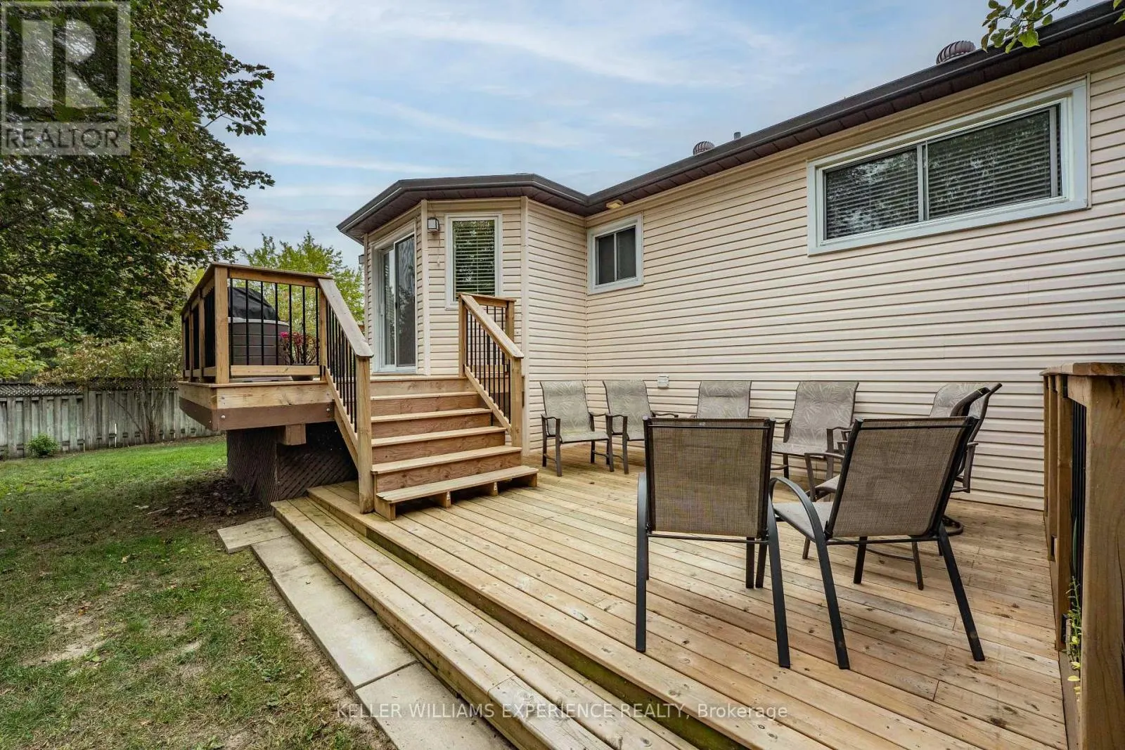 9 EDENBRIDGE DRIVE