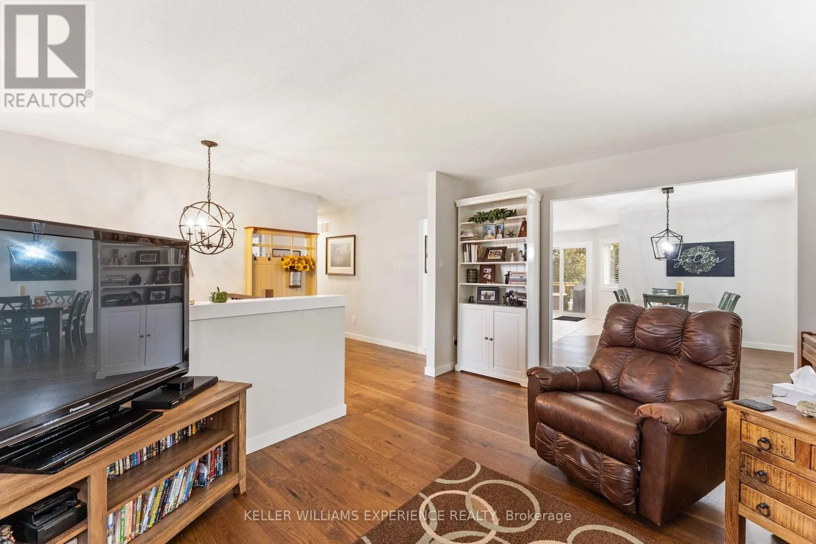 9 EDENBRIDGE DRIVE