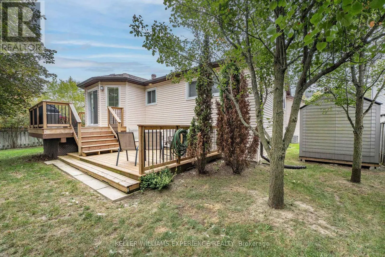 9 EDENBRIDGE DRIVE