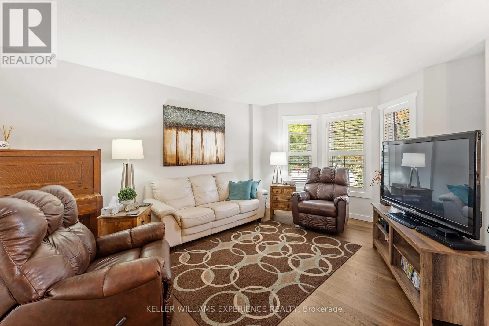 9 EDENBRIDGE DRIVE