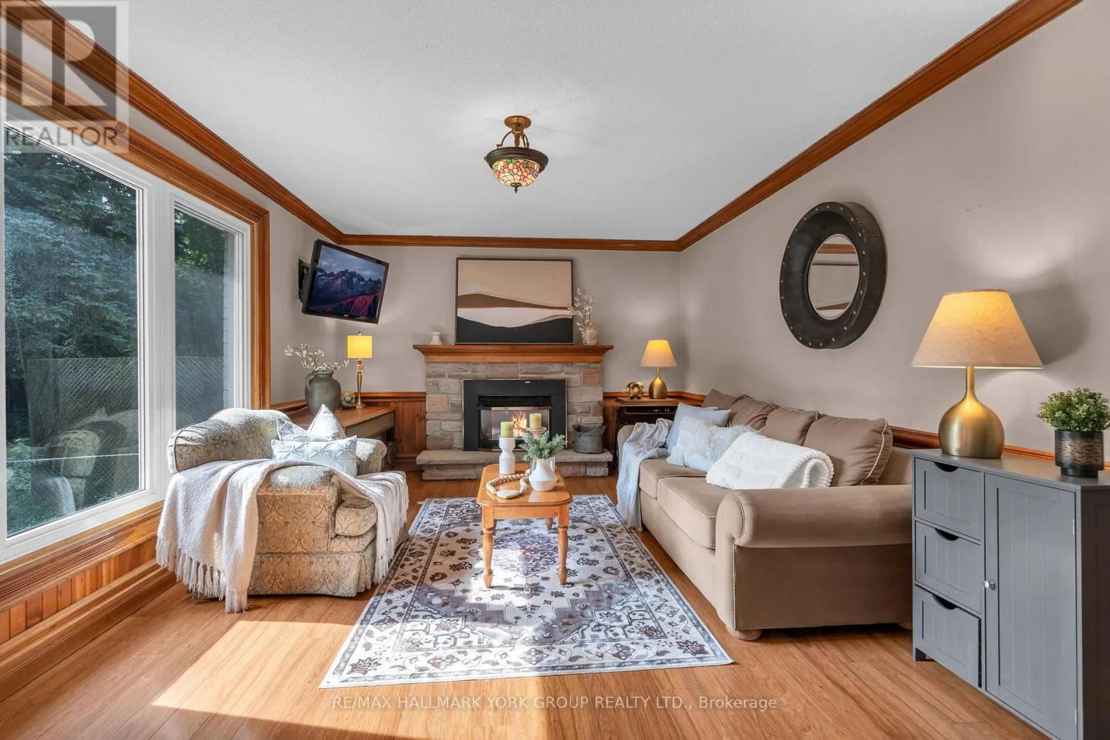 606 HAINES ROAD