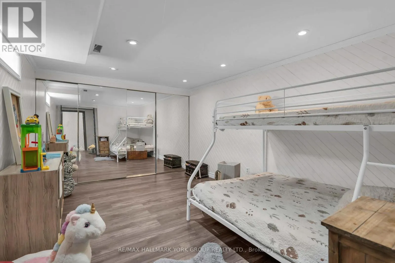 606 HAINES ROAD