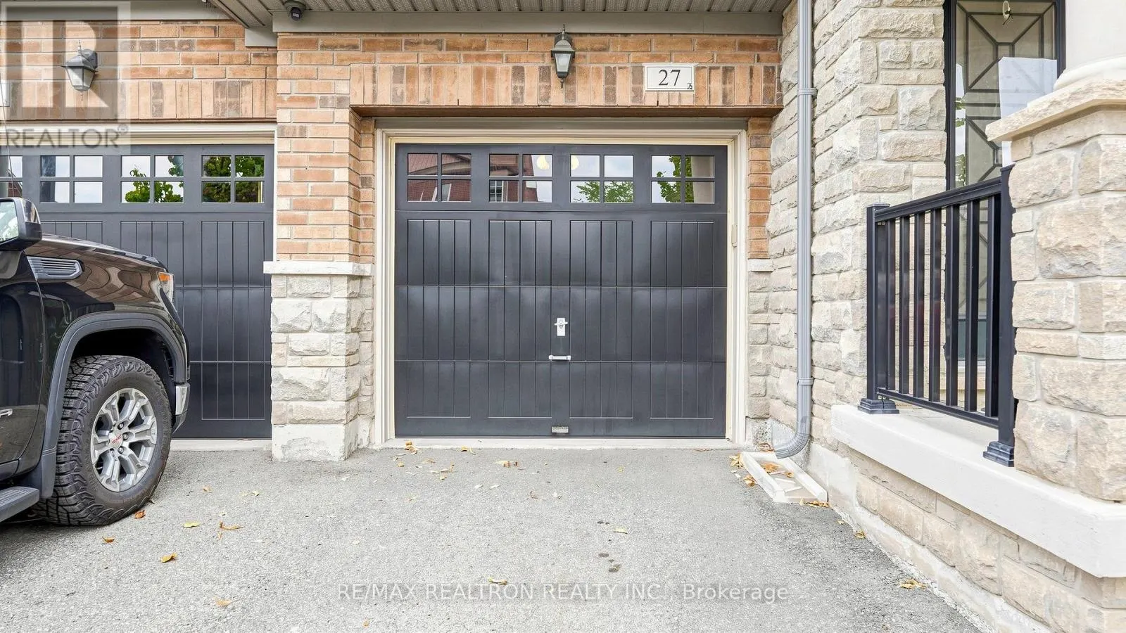 27 PELHAM DRIVE