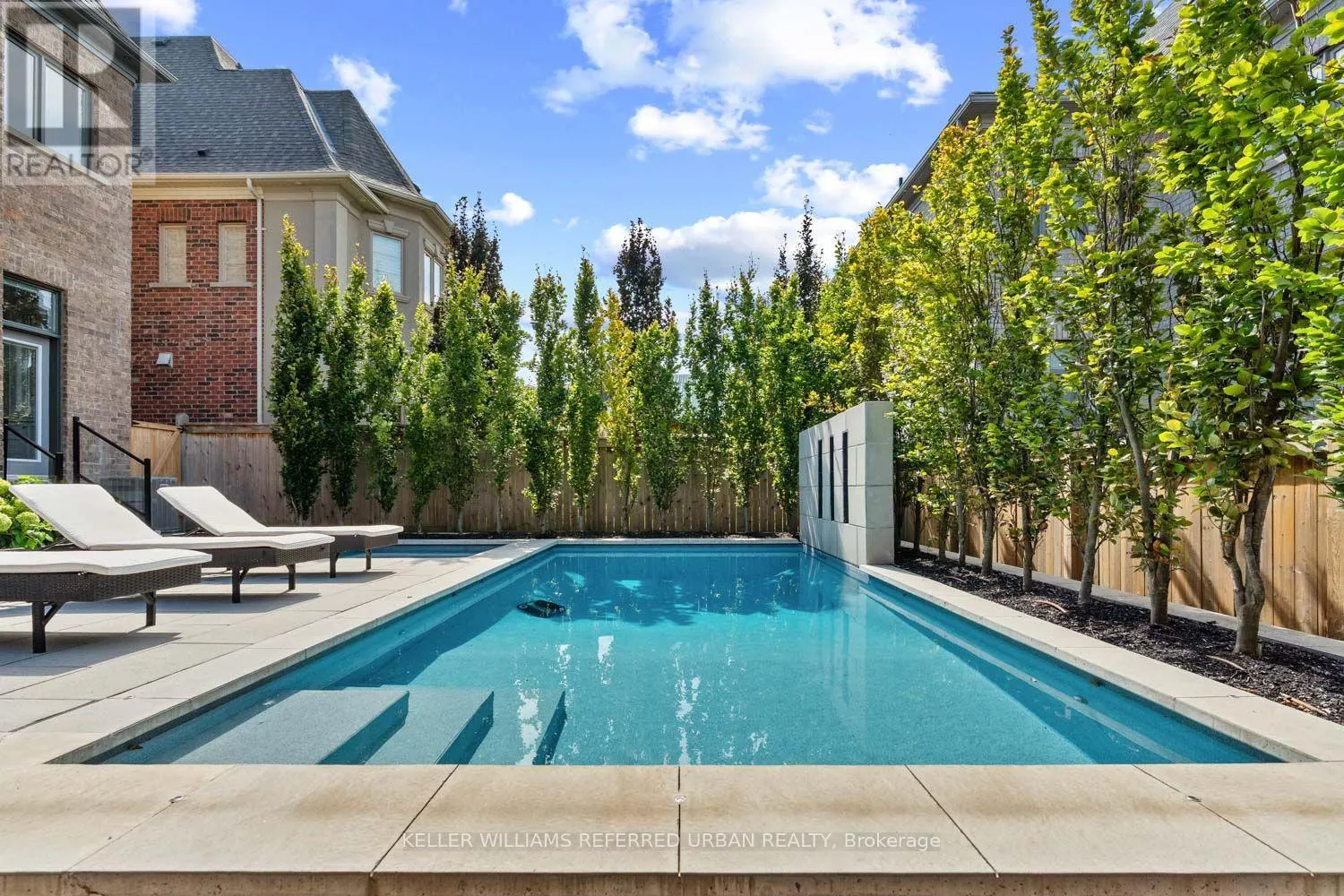 4 BASIL RIDGE COURT