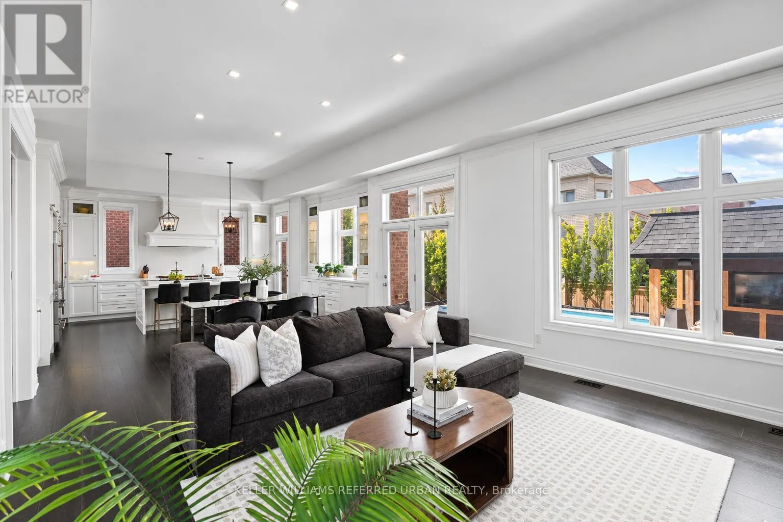 4 BASIL RIDGE COURT