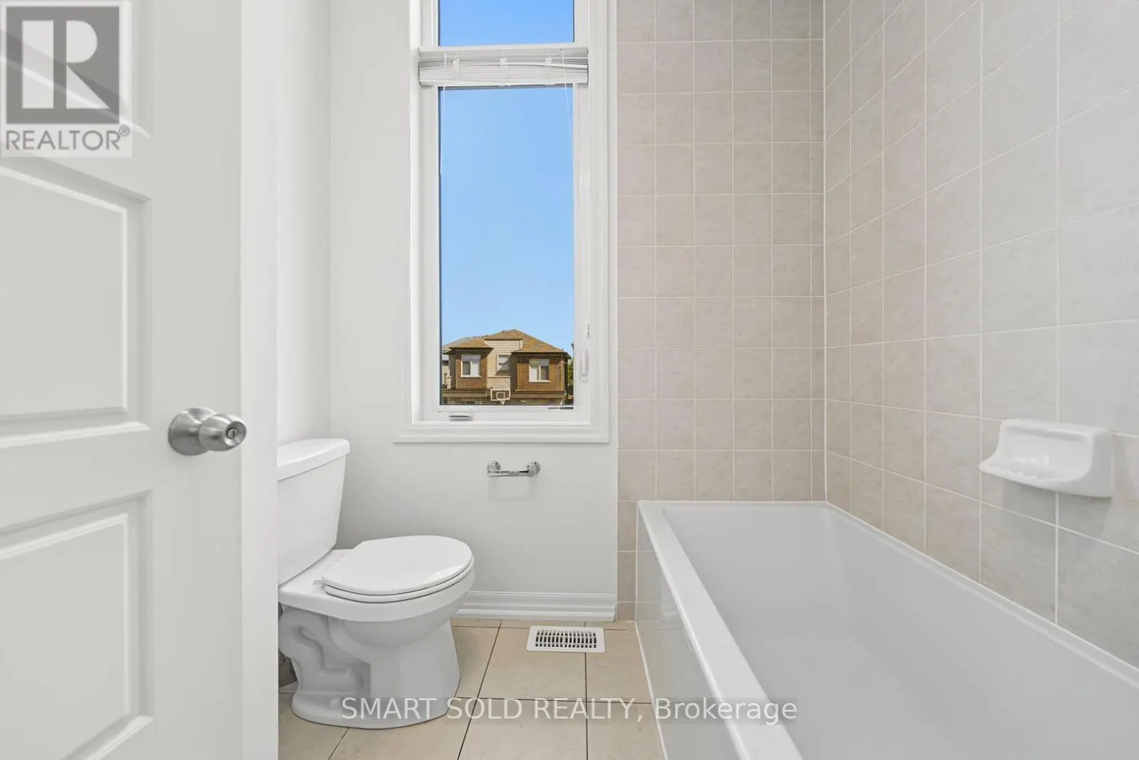 67 TANGO CRESCENT