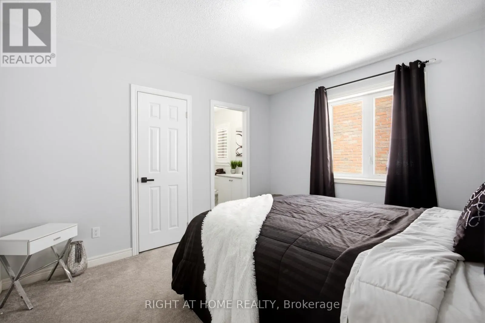 216 GREENWOOD ROAD