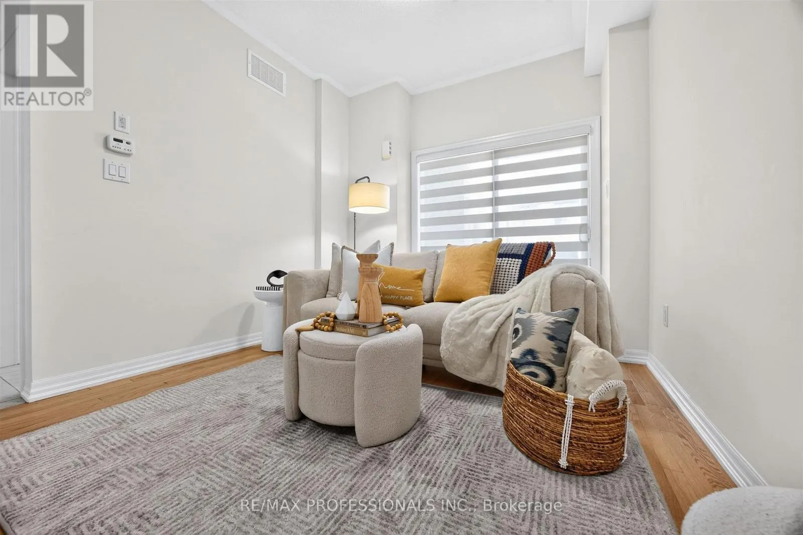 5 DELANO WAY