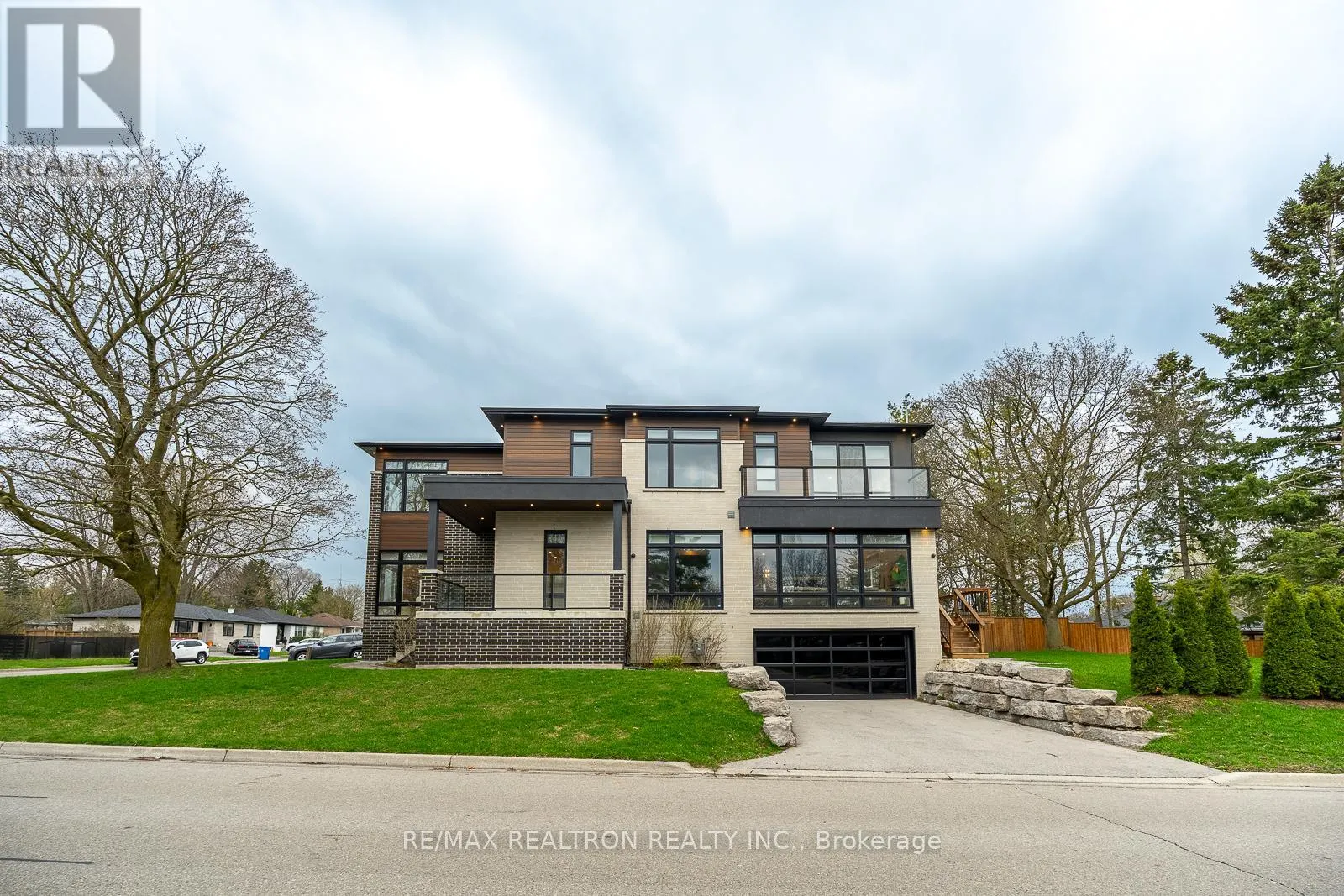 70 COLLINS CRESCENT
