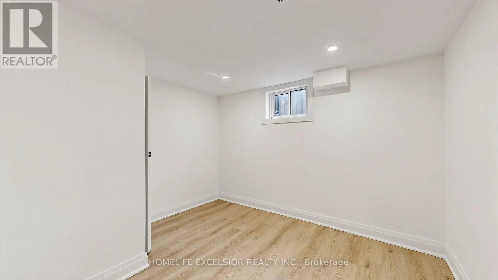 86 NEWBURY DRIVE