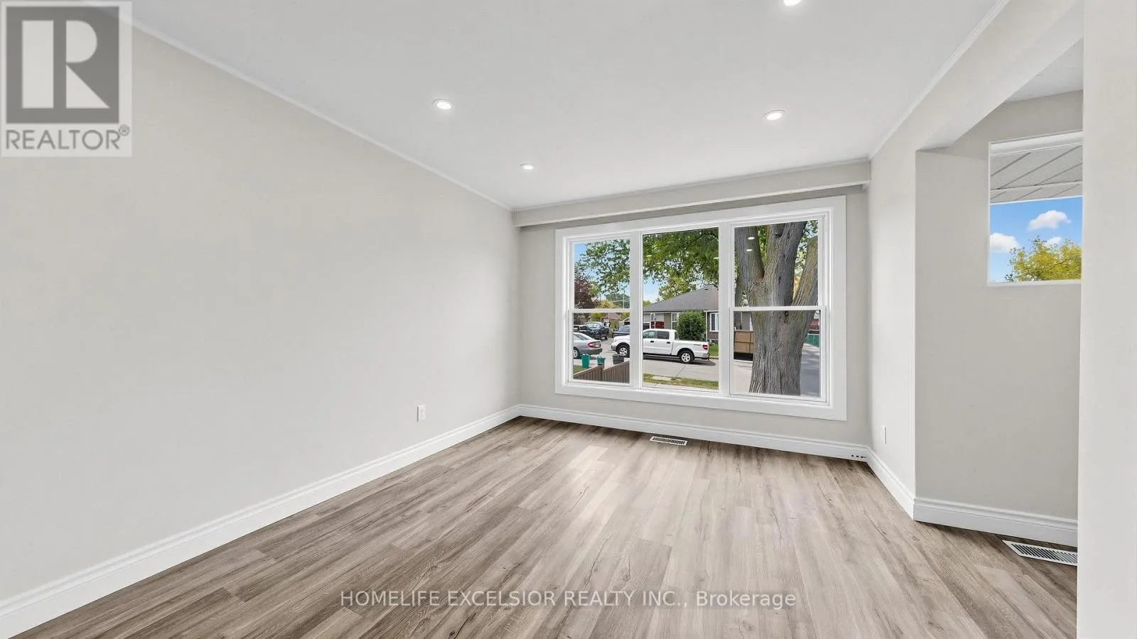 86 NEWBURY DRIVE
