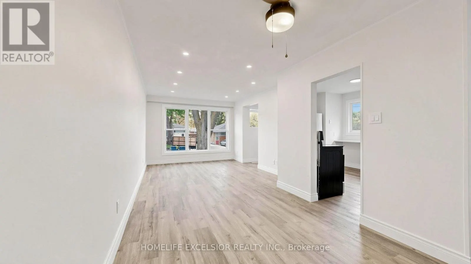 86 NEWBURY DRIVE