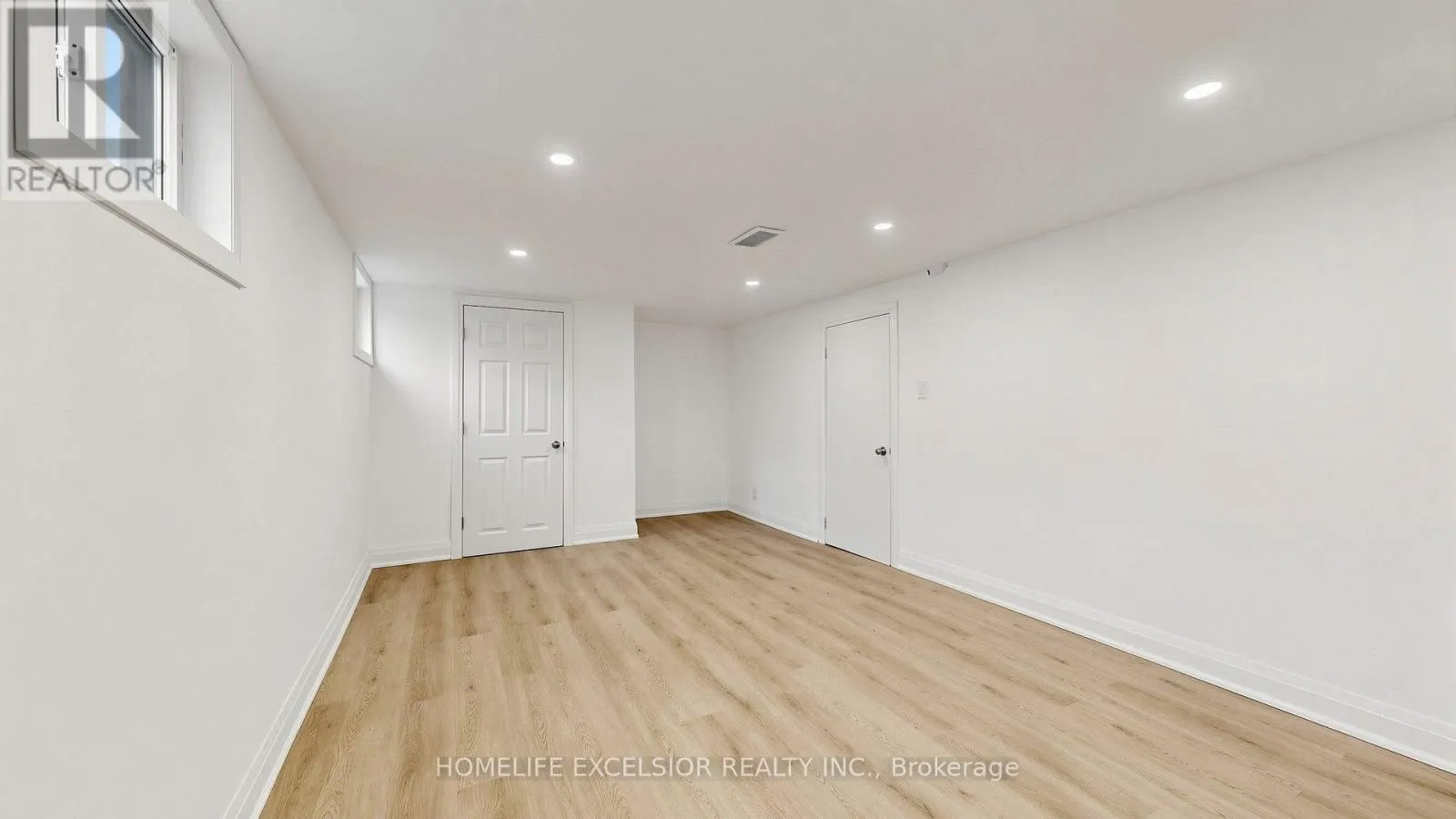 86 NEWBURY DRIVE