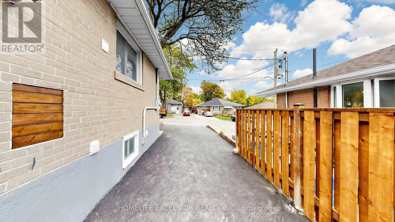 86 NEWBURY DRIVE