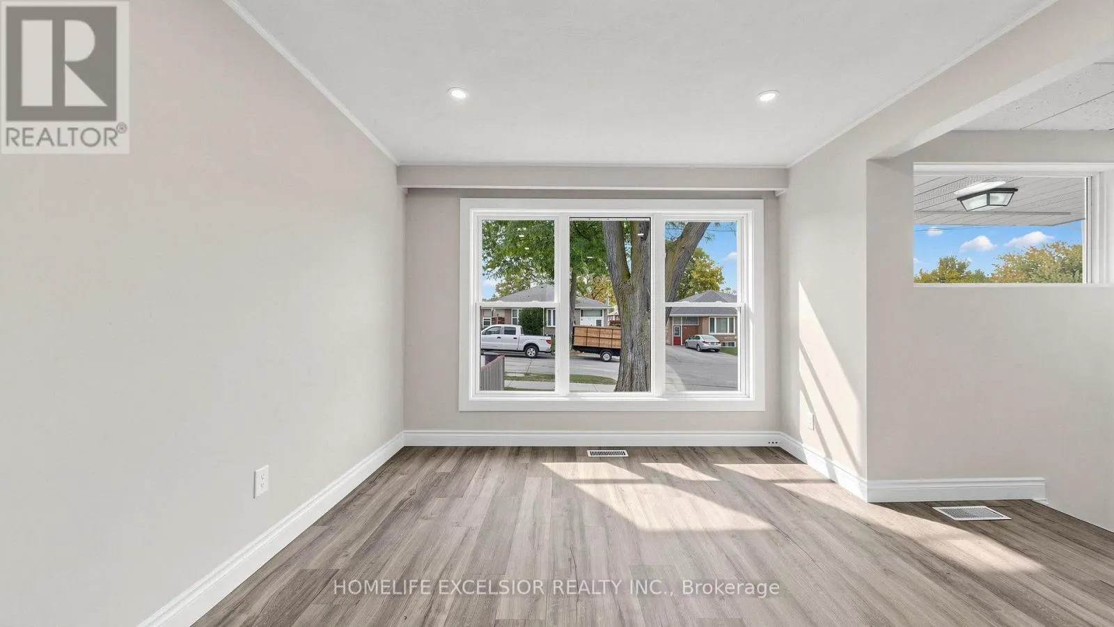 86 NEWBURY DRIVE